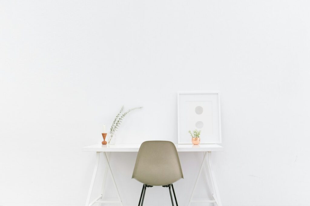 Espace de travail aménagé.